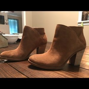 Lucky brand Eesa booties